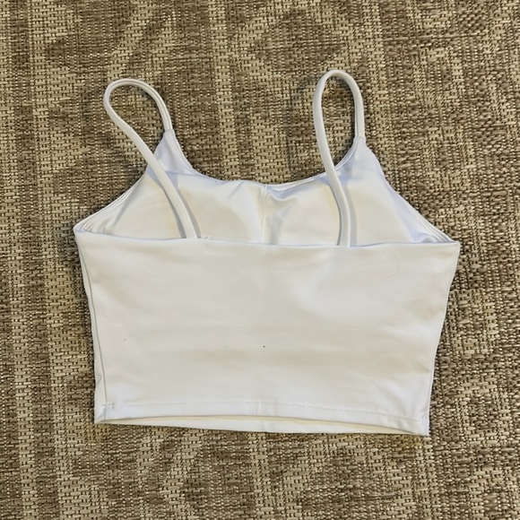 Set of 2 Sports Bras - Picture 3 of 5